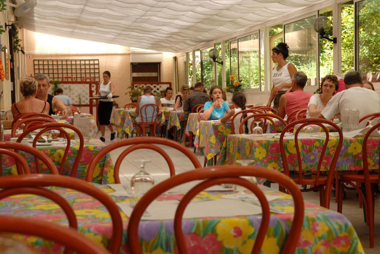 Hotel Azureva La Londe les Maures Extérieur photo